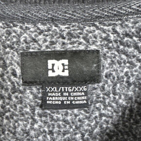 Vintage DC Shoes Star Sweatshirt Skateboard Logo  Crewneck Sweater Size XXL - Picture 3 of 5